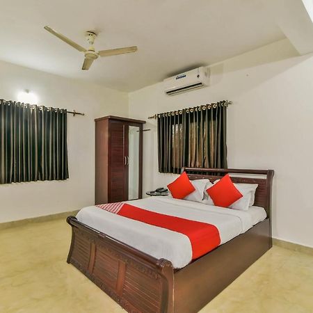 Collection O 15487 Ashoka King Hotel Mandrem Ngoại thất bức ảnh