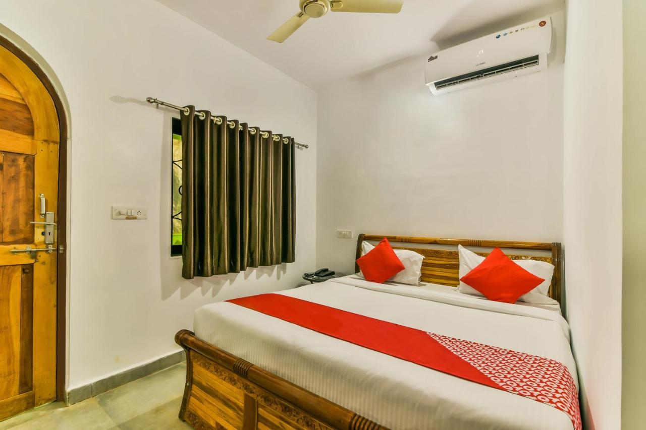 Collection O 15487 Ashoka King Hotel Mandrem Ngoại thất bức ảnh