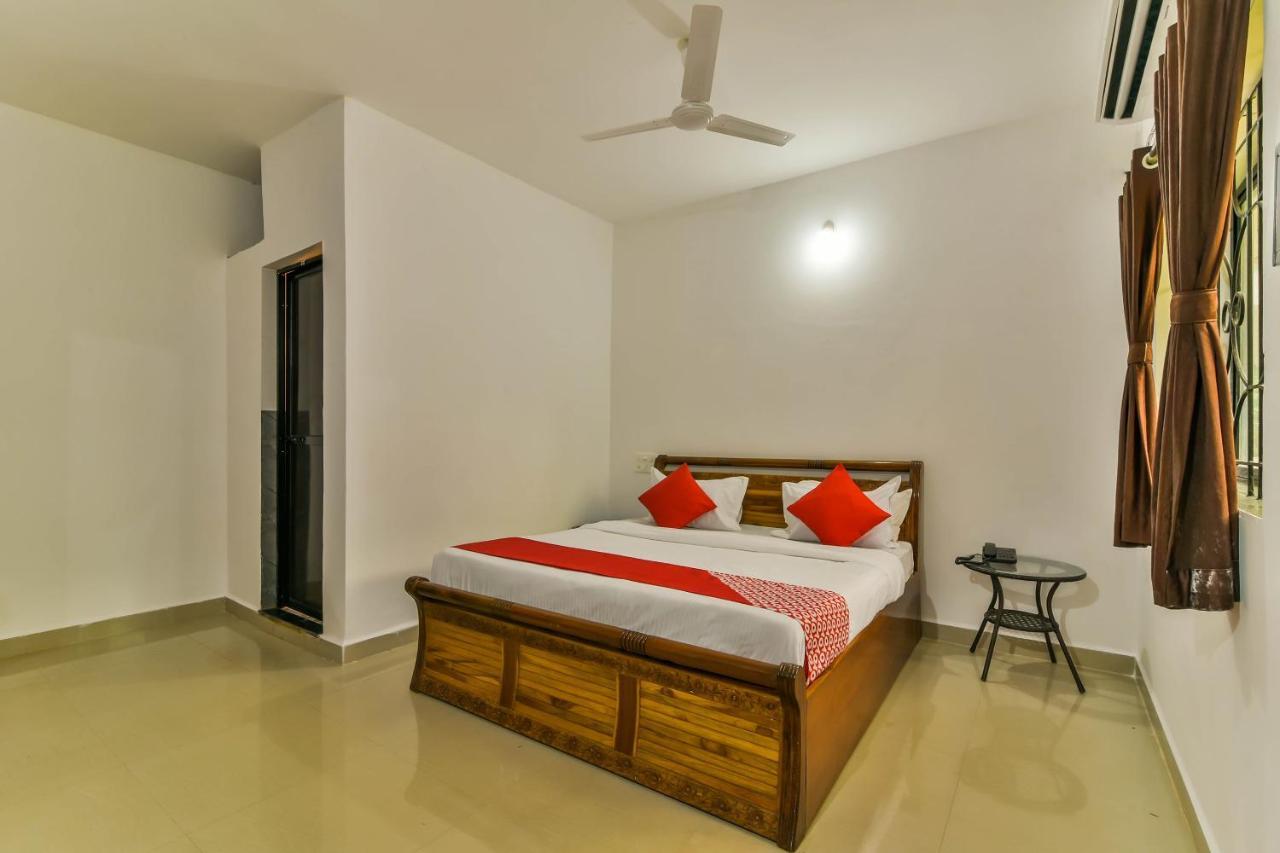 Collection O 15487 Ashoka King Hotel Mandrem Ngoại thất bức ảnh