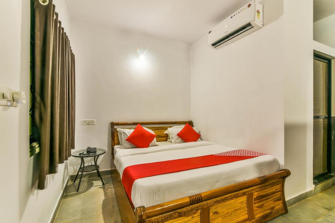 Collection O 15487 Ashoka King Hotel Mandrem Ngoại thất bức ảnh