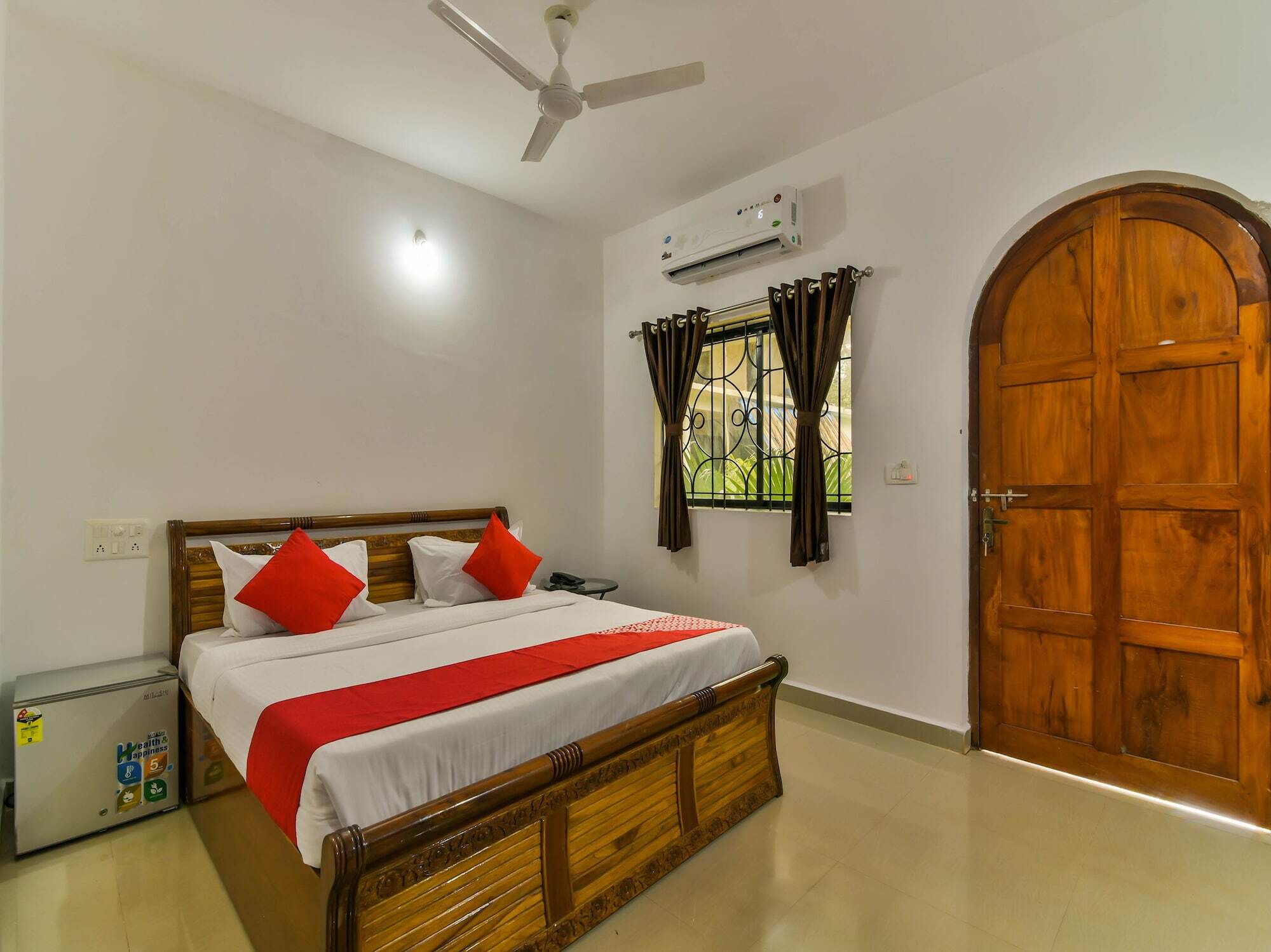 Collection O 15487 Ashoka King Hotel Mandrem Ngoại thất bức ảnh